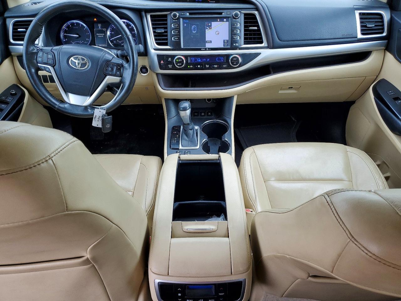 2015 TOYOTA HIGHLANDER