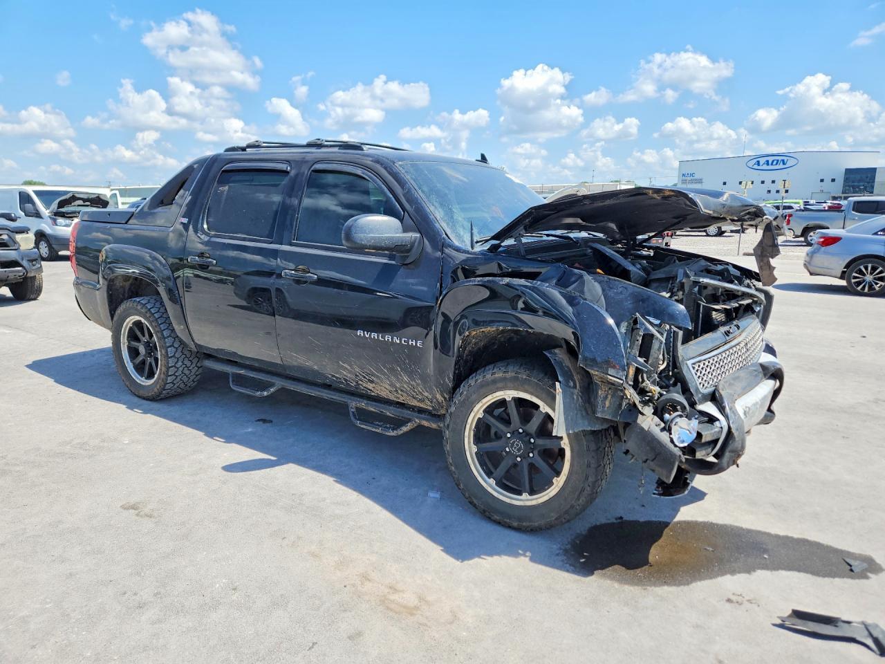 2011 CHEVROLET Avalanche
