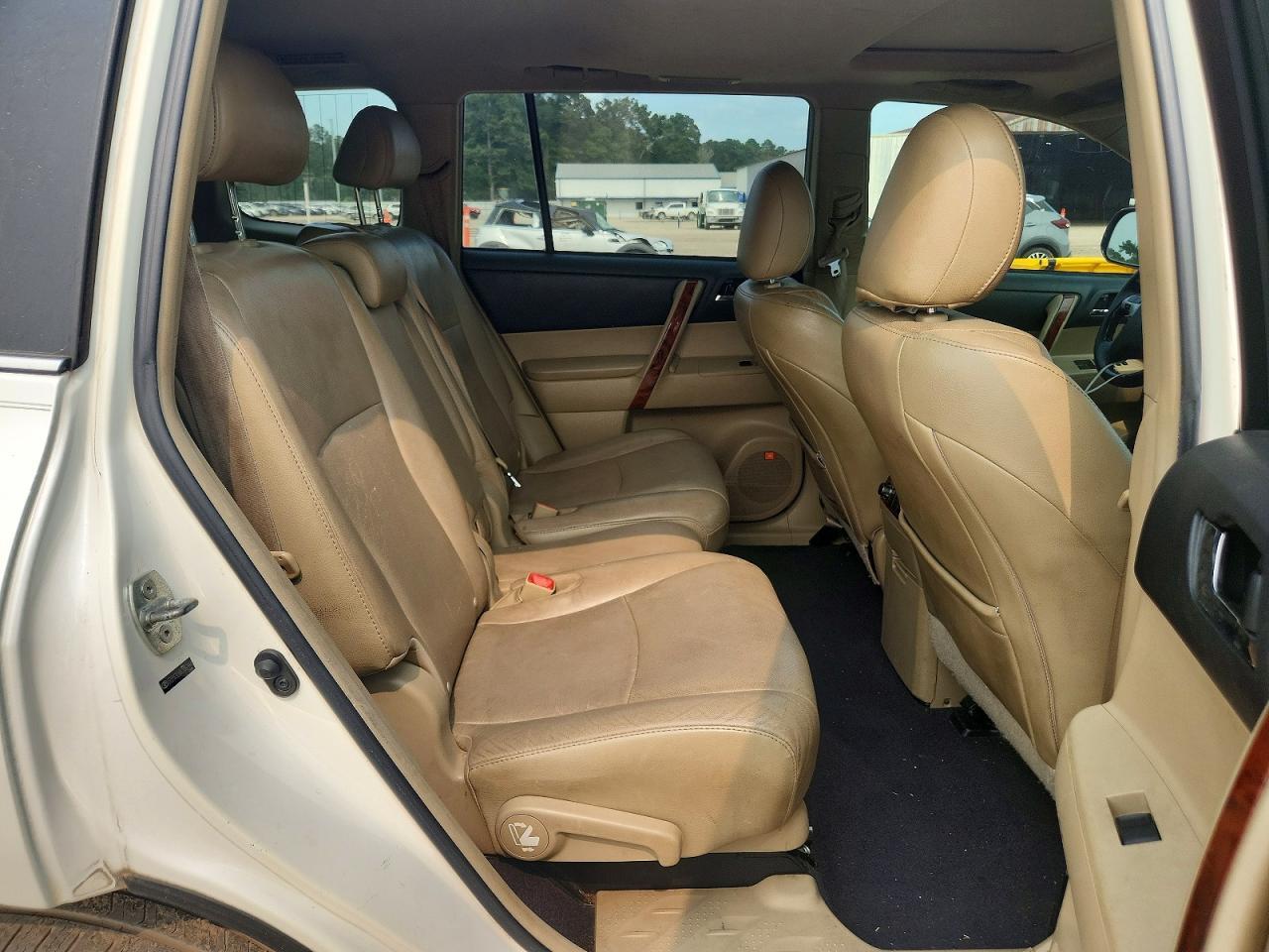 2012 TOYOTA HIGHLANDER