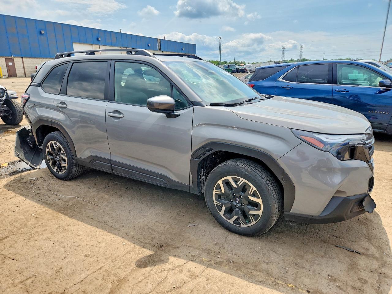 2025 SUBARU FORESTER