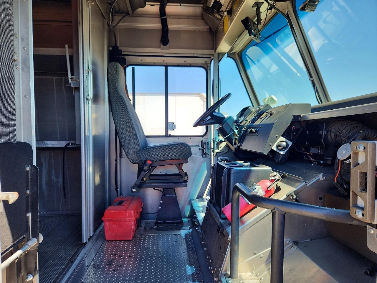 2020 FREIGHTLINER Mt45g