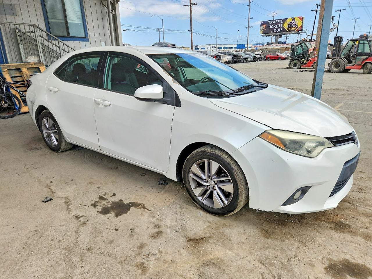 2014 TOYOTA COROLLA