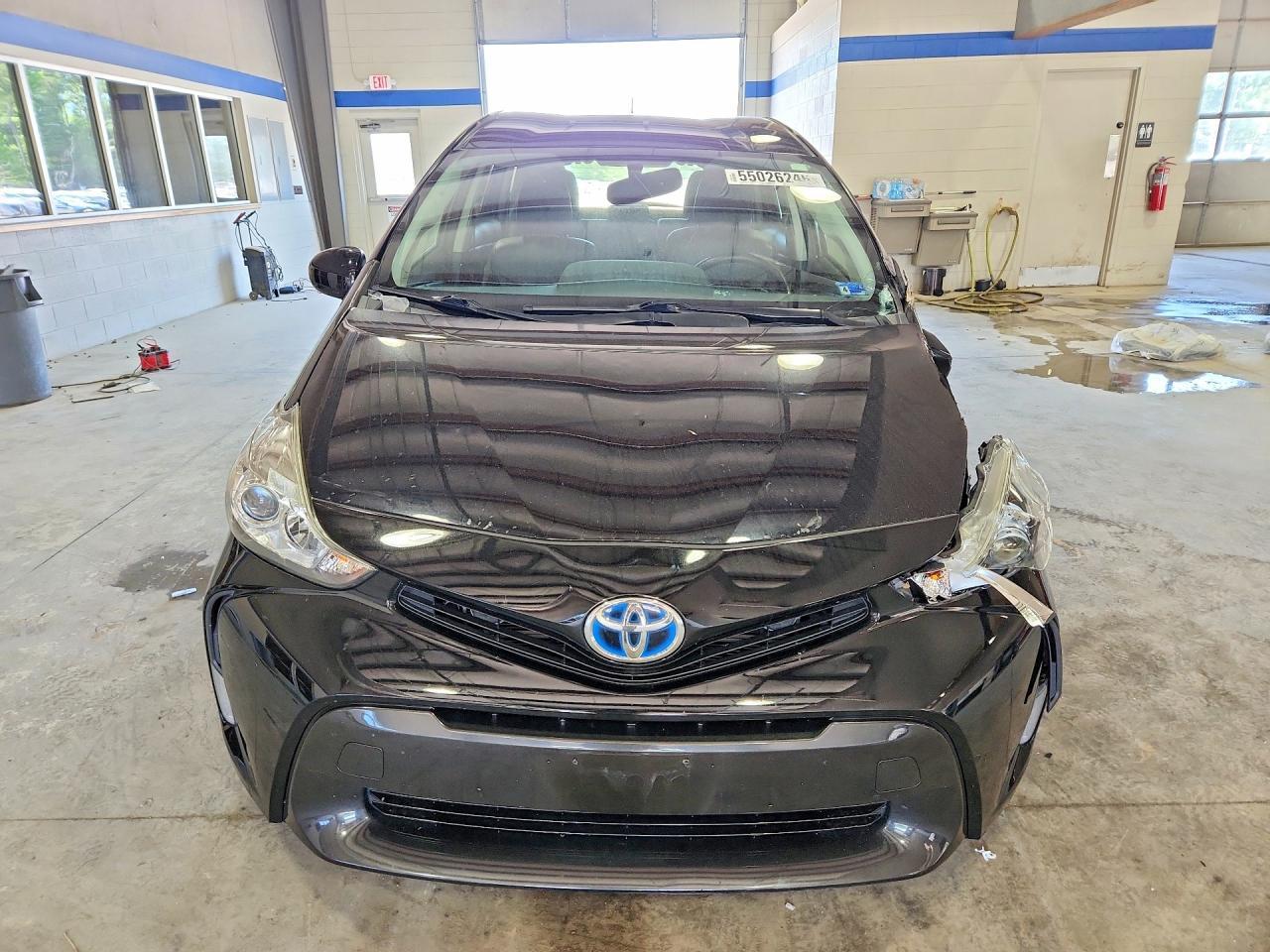 2017 TOYOTA PRIUS V