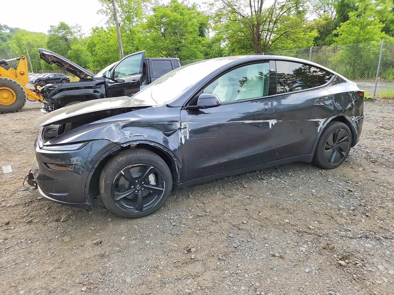 2026 TESLA MODEL Y