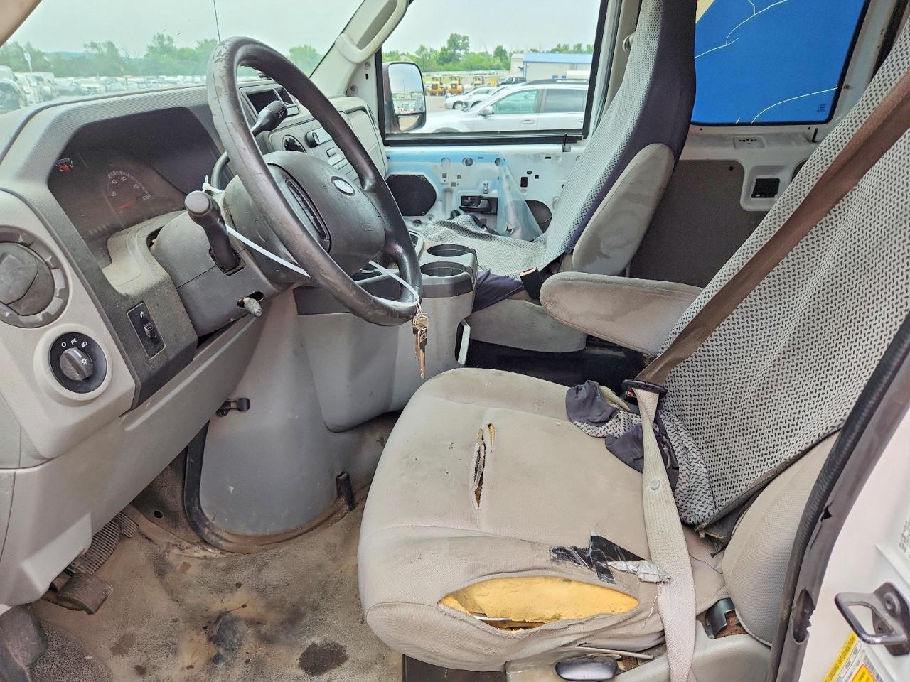 2013 FORD ECONOLINE