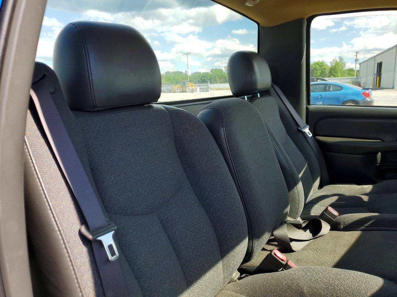 2004 CHEVROLET Silverado 2500