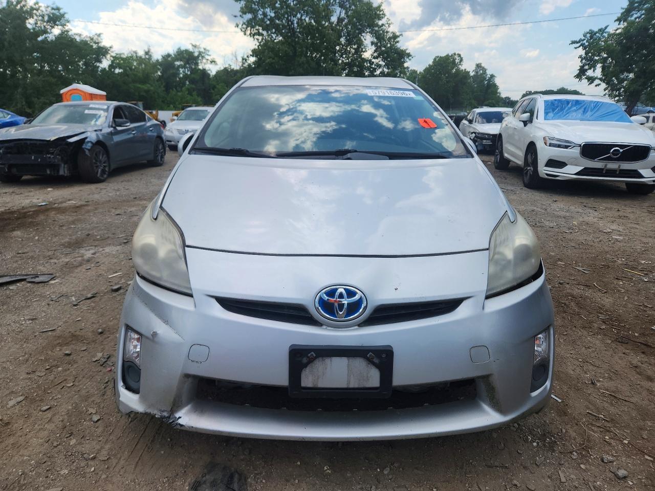 2011 TOYOTA PRIUS