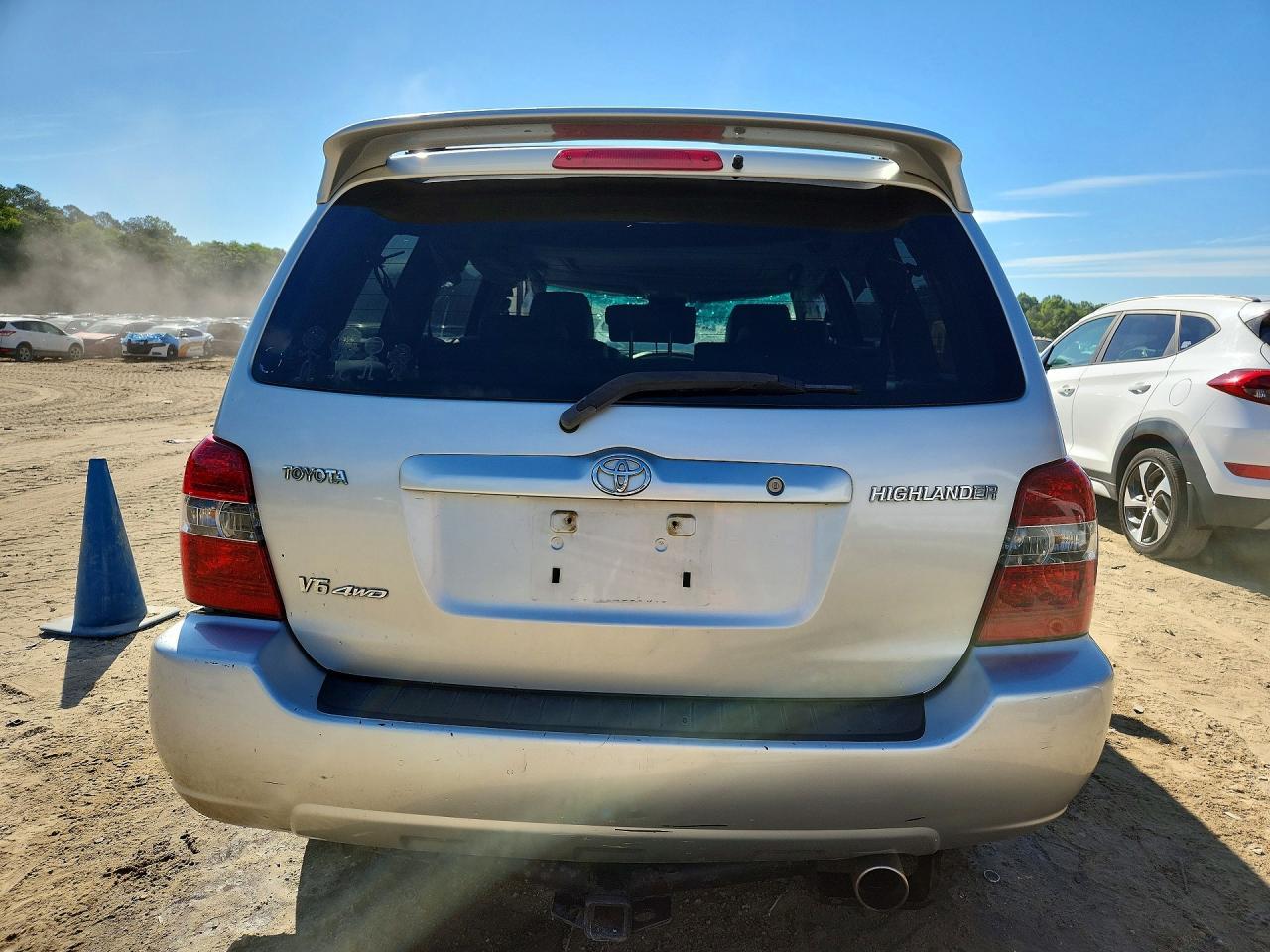 2005 TOYOTA HIGHLANDER
