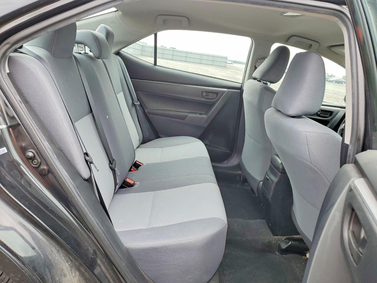 2016 TOYOTA COROLLA