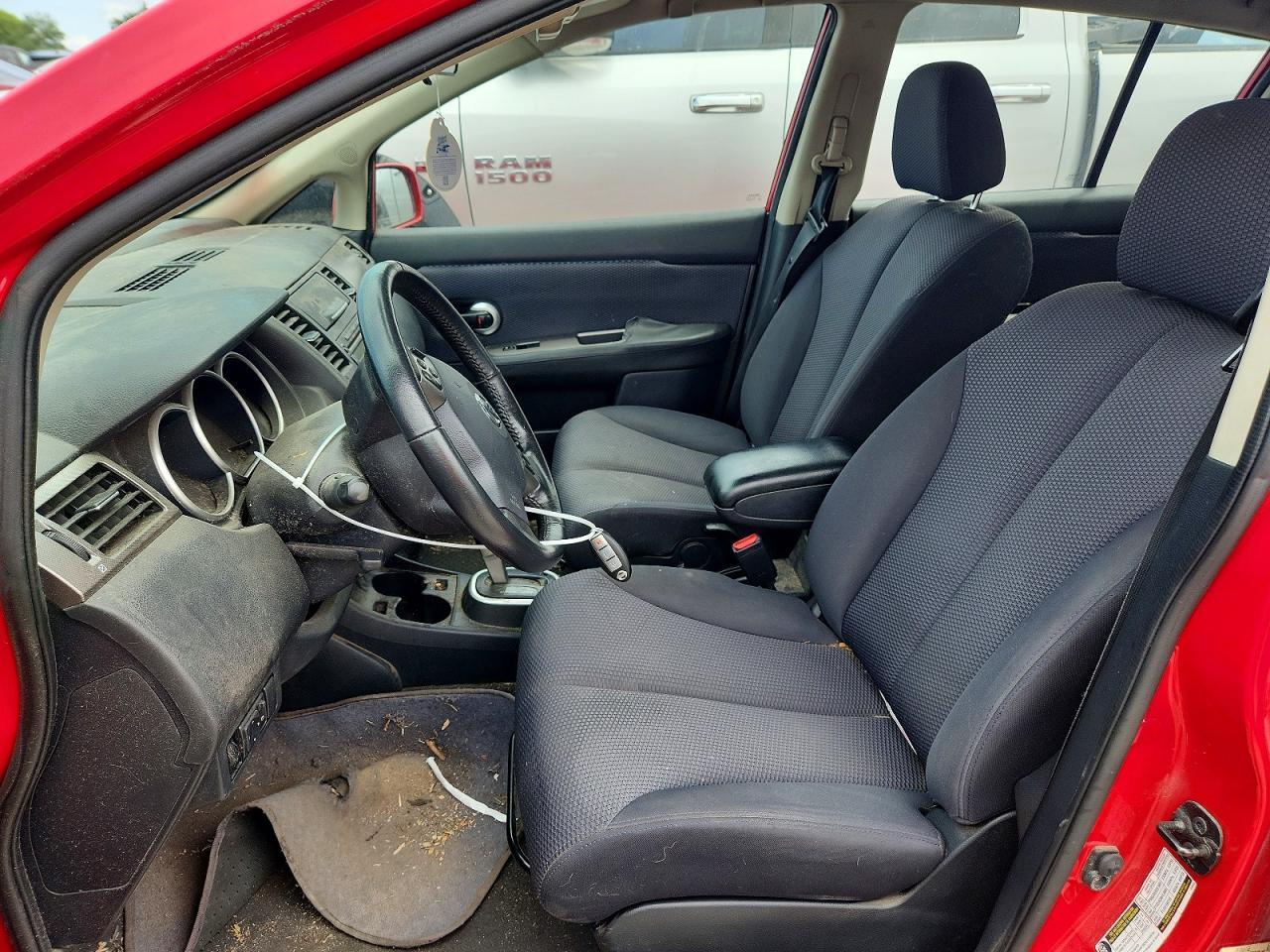 2009 NISSAN VERSA
