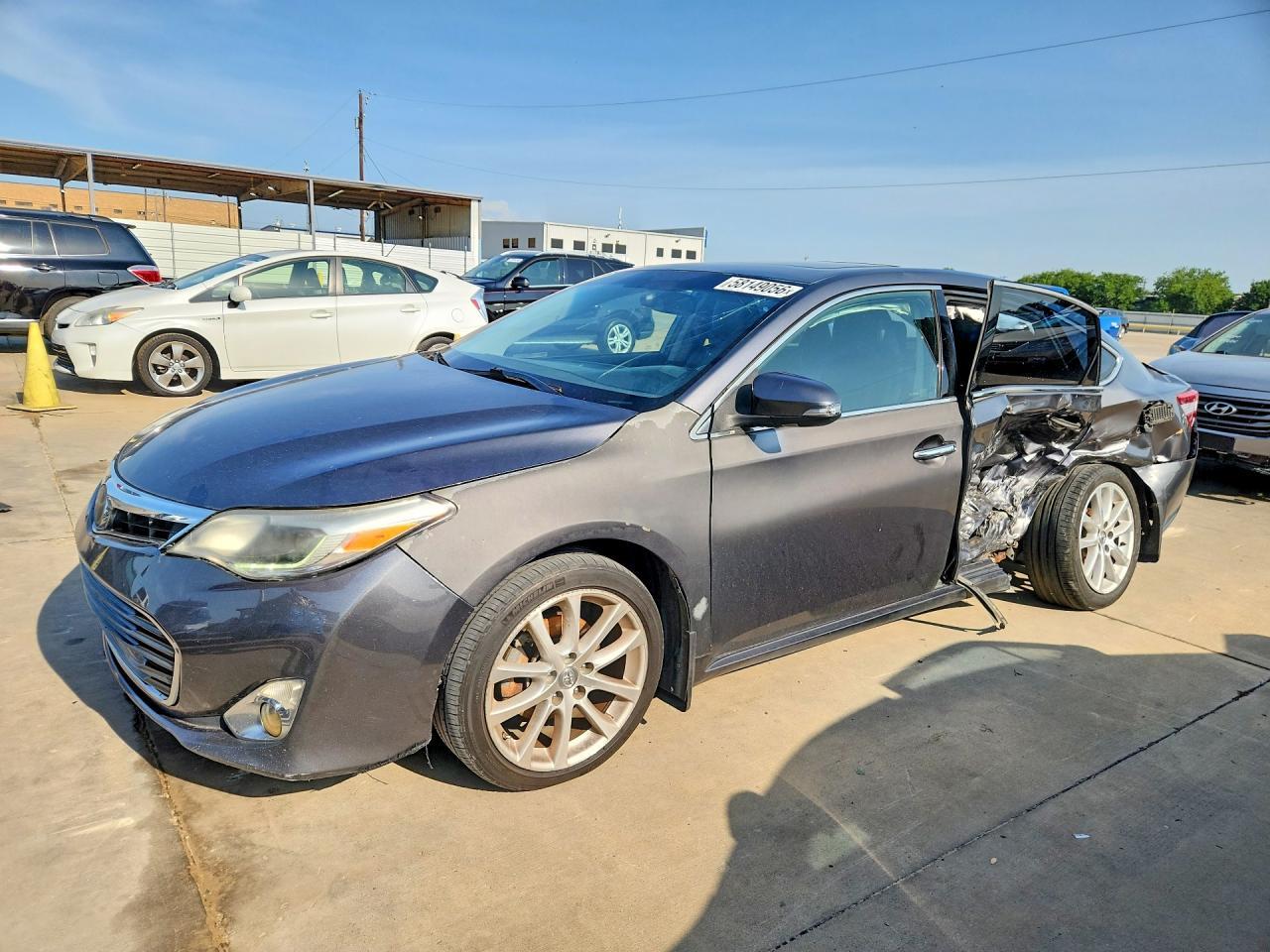 2014 TOYOTA Avalon