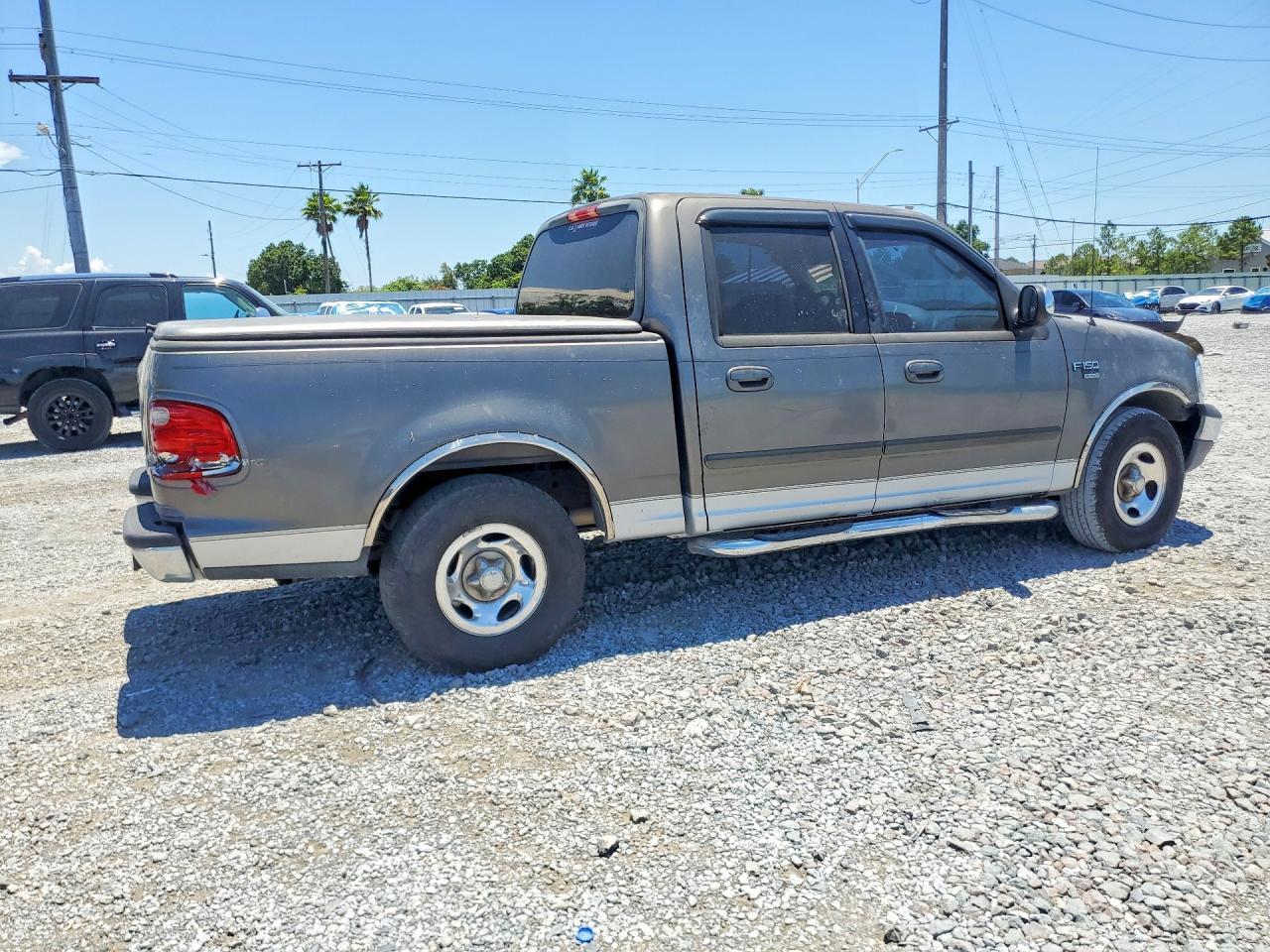 2002 FORD F-150 Lightning