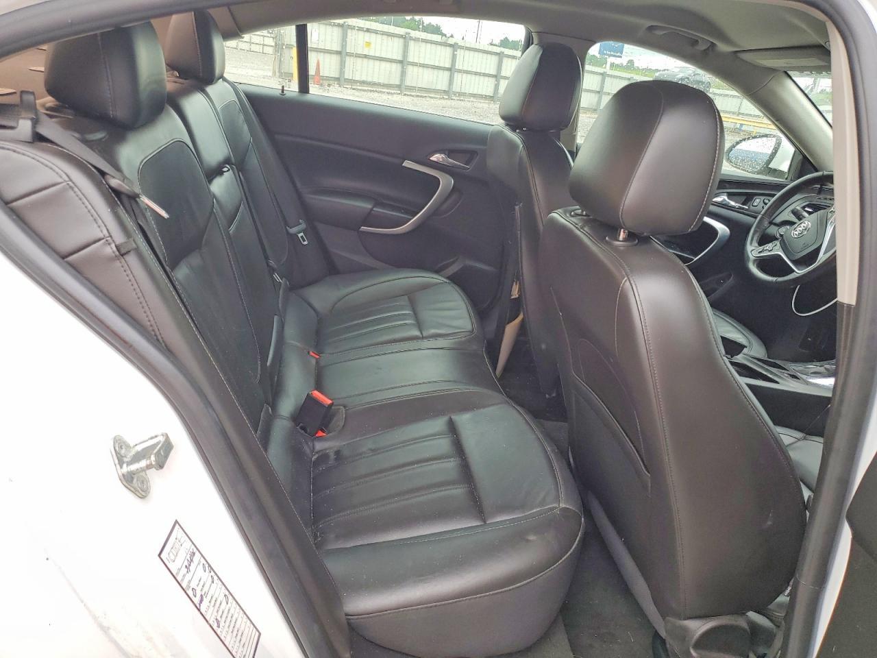 2017 BUICK Regal