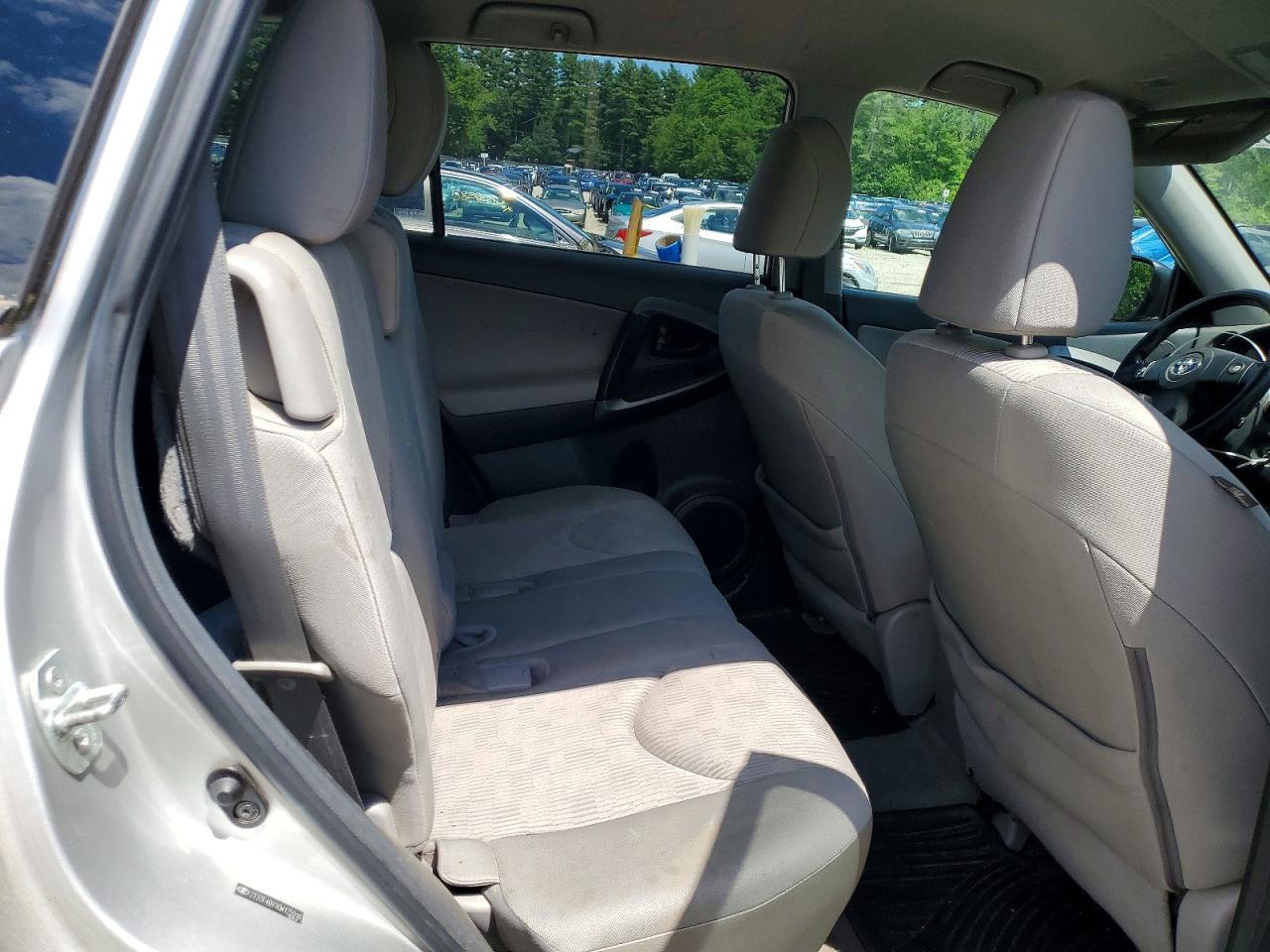 2012 TOYOTA RAV4