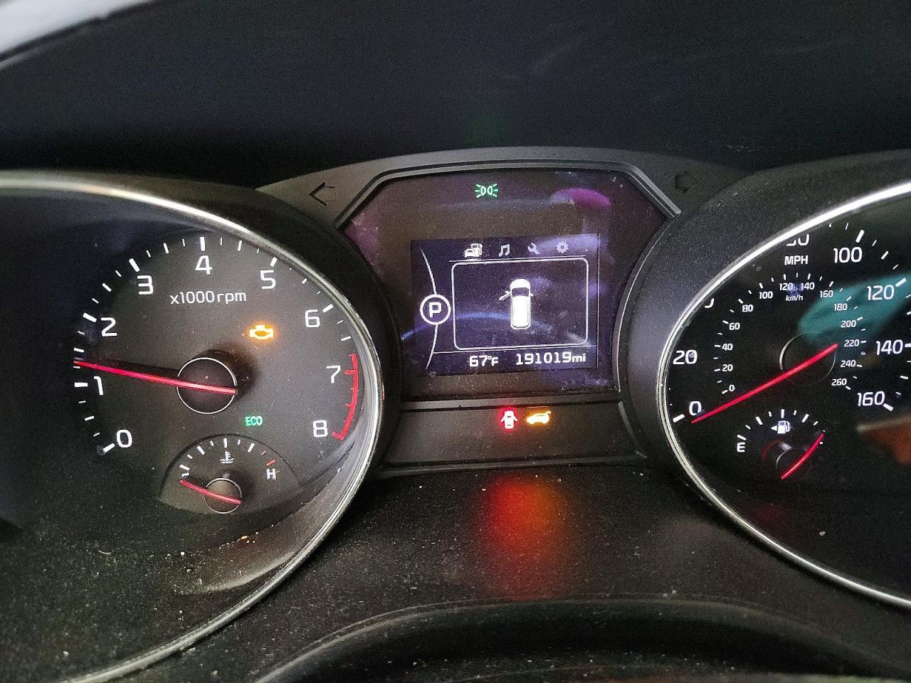 2016 KIA SEDONA