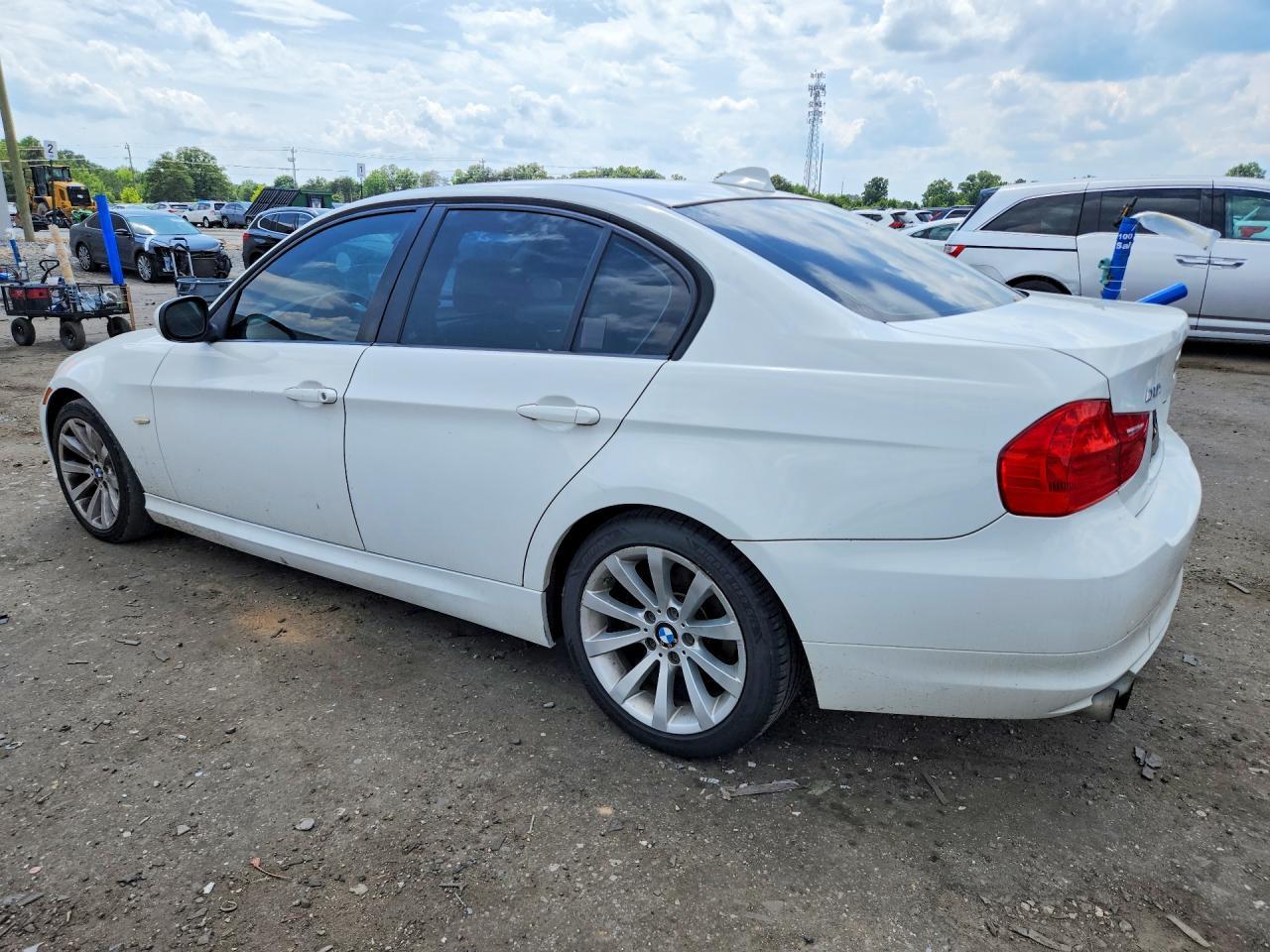 2011 BMW 3 SERIES