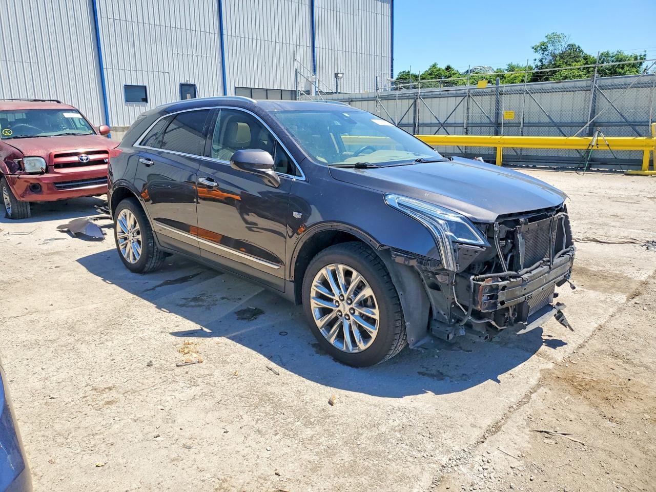 2018 CADILLAC XT5