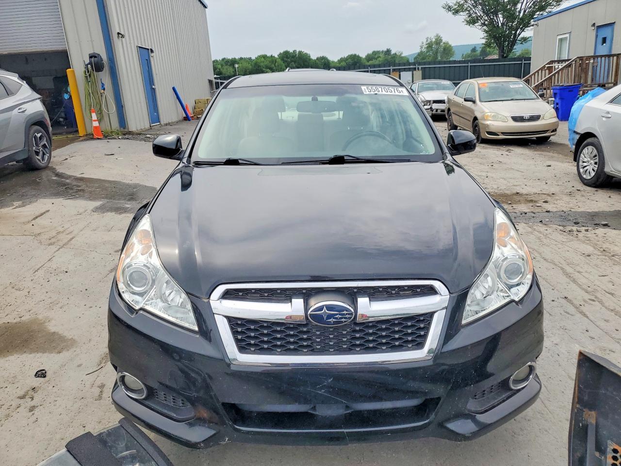 2013 SUBARU Legacy