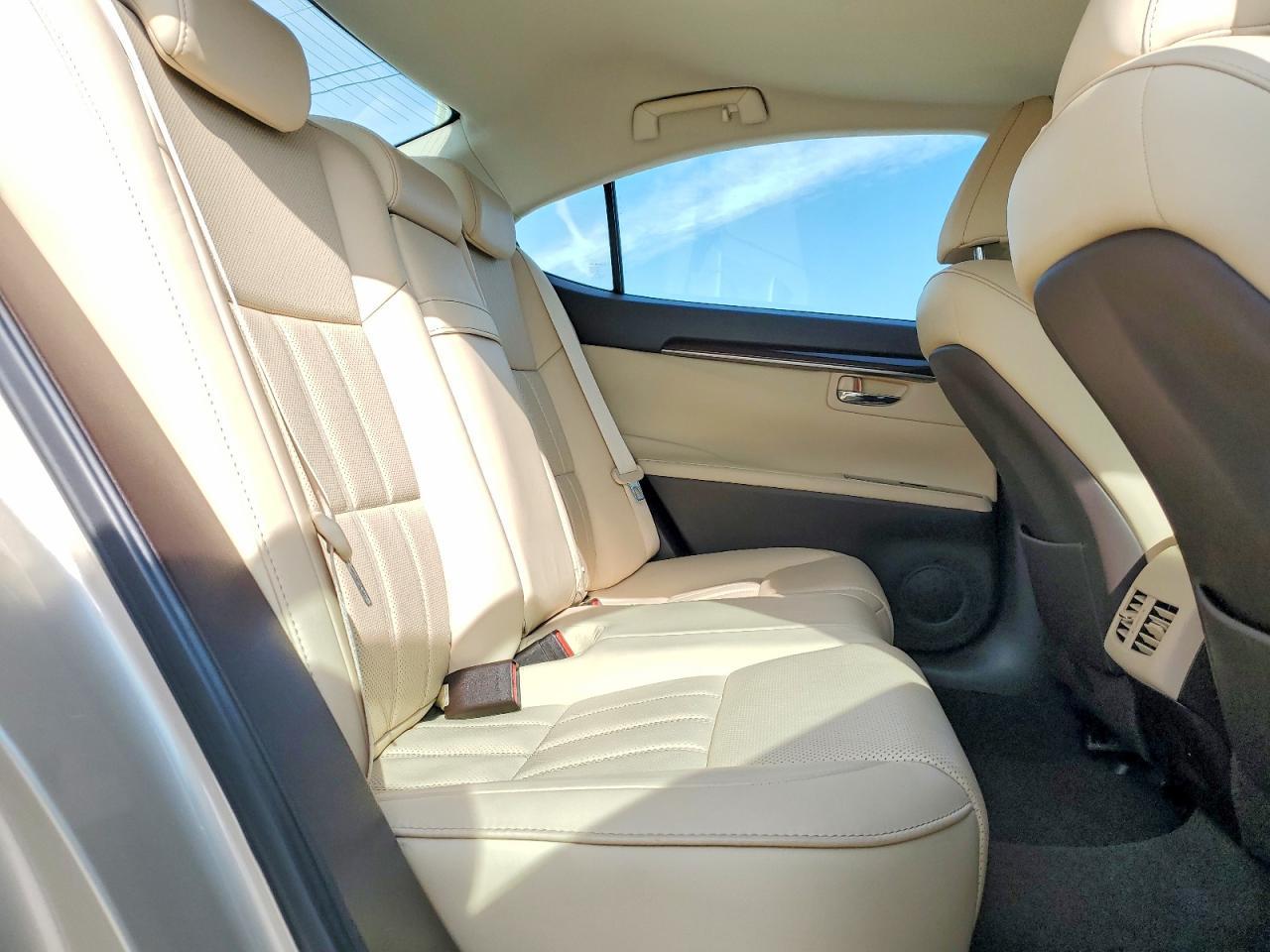 2017 LEXUS ES 350
