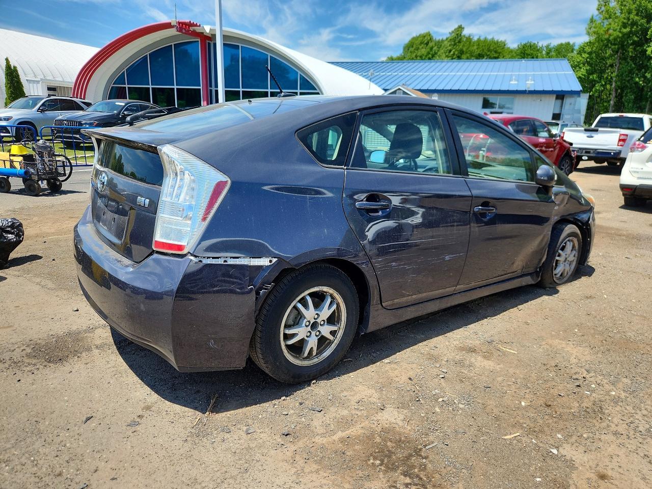 2011 TOYOTA PRIUS