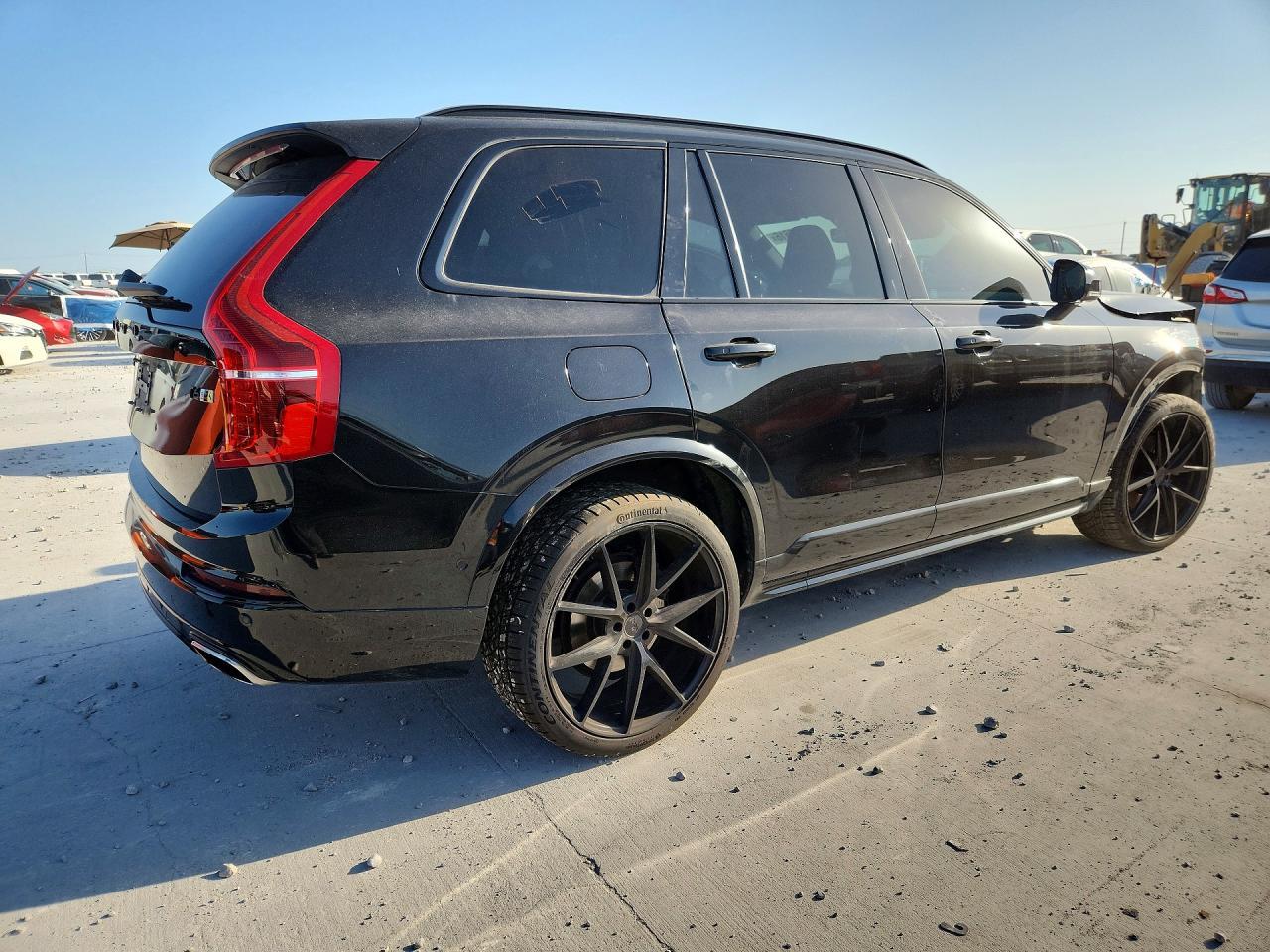 2020 VOLVO XC90