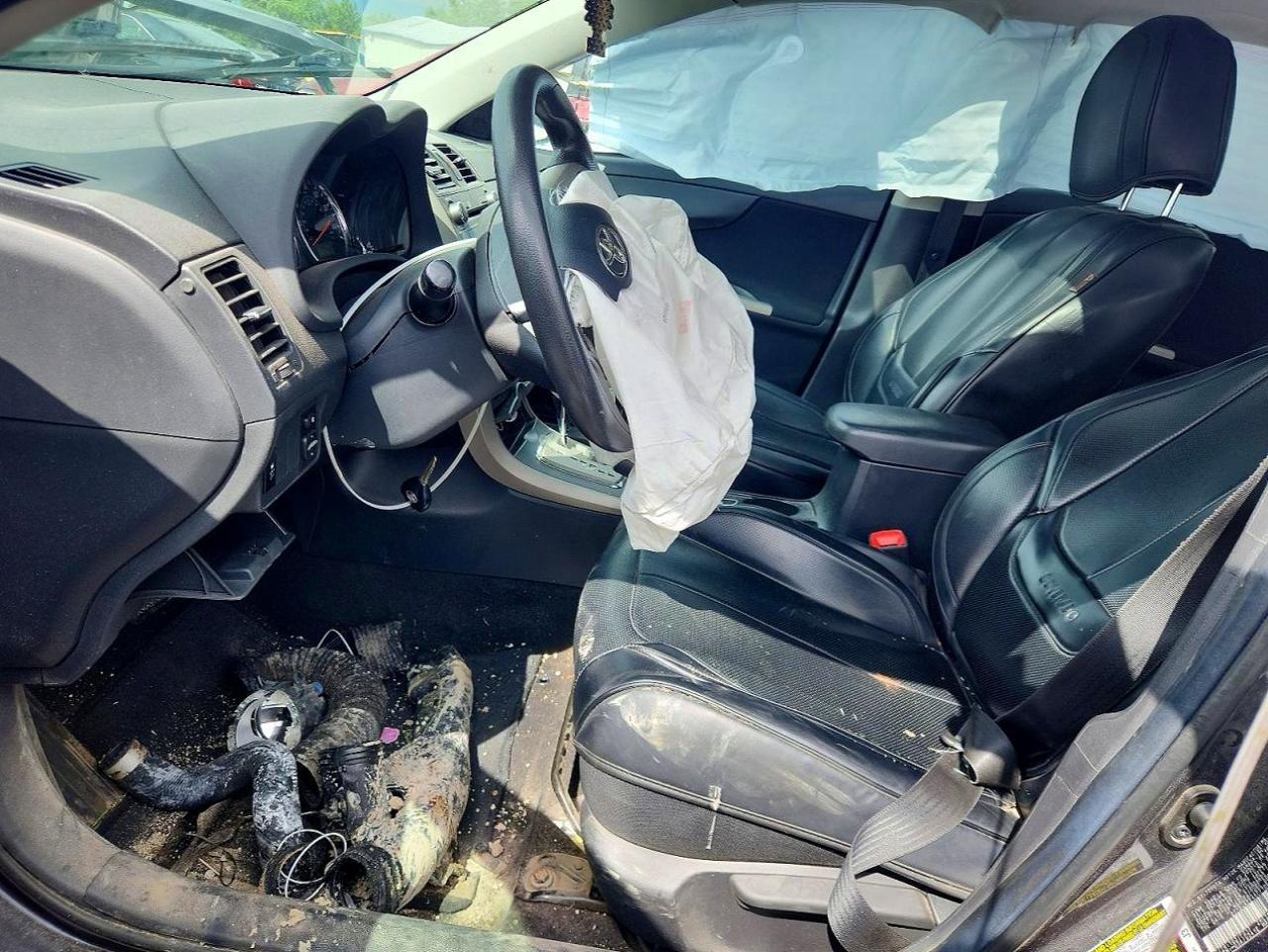 2011 TOYOTA COROLLA
