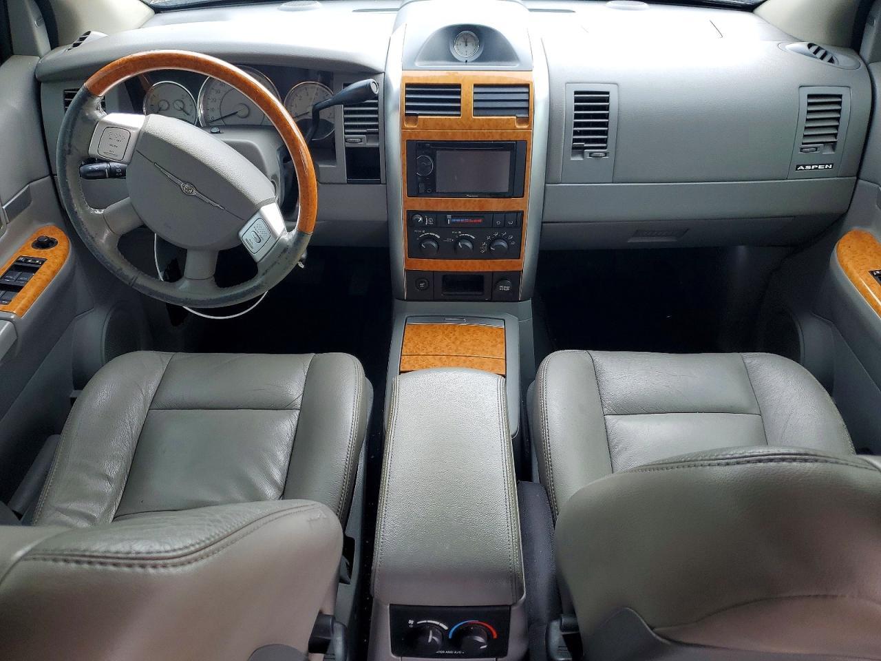 2008 CHRYSLER Aspen