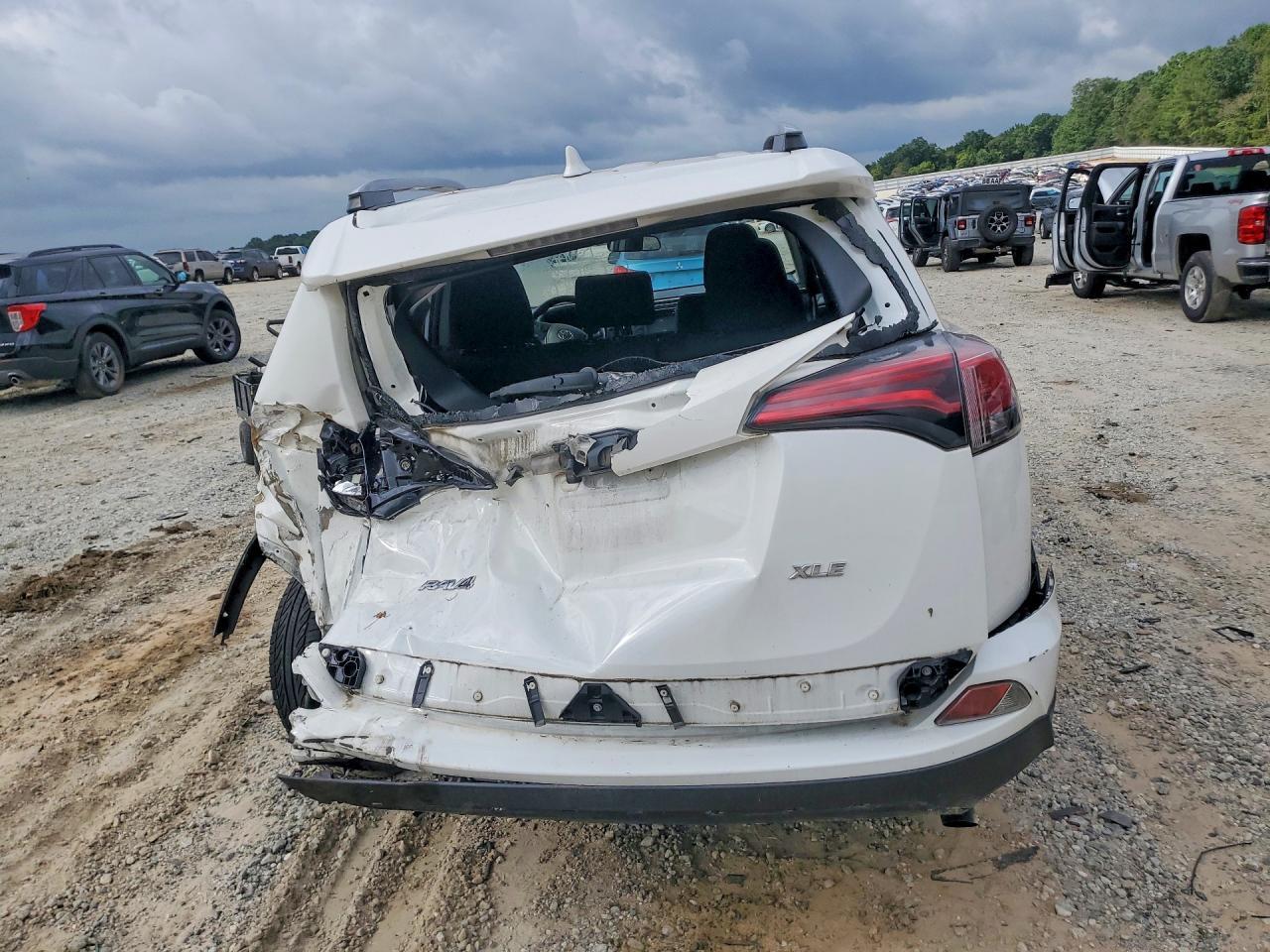 2018 TOYOTA RAV4