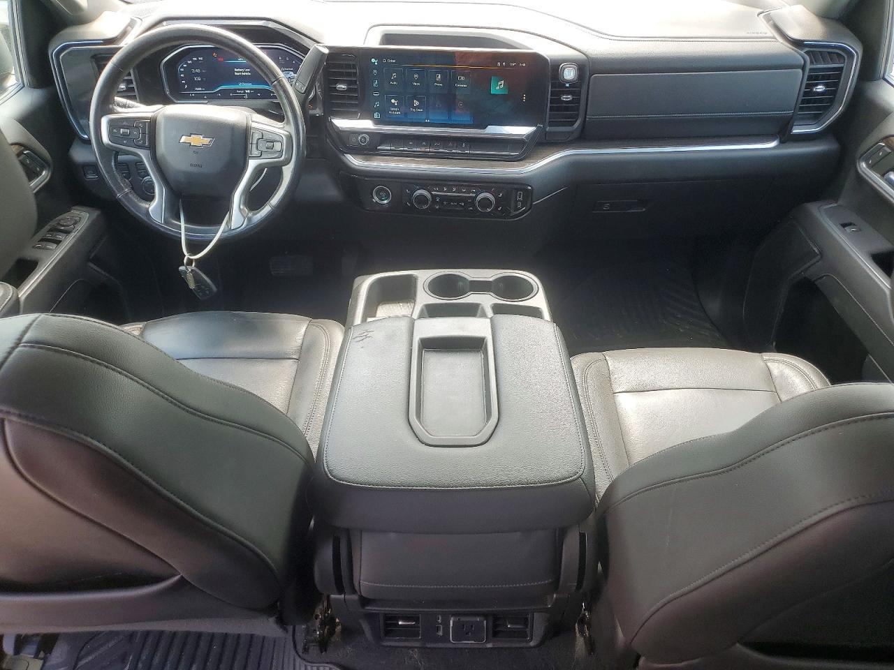 2022 CHEVROLET Silverado