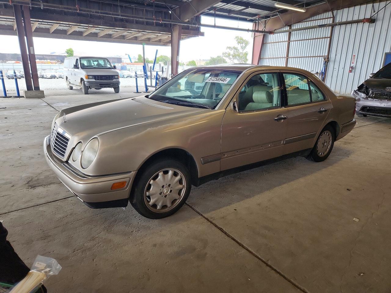 1999 MERCEDES-BENZ E-Class