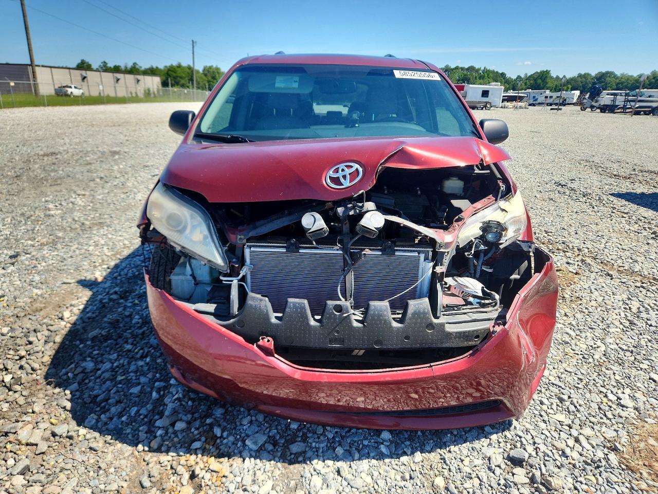 2015 TOYOTA SIENNA
