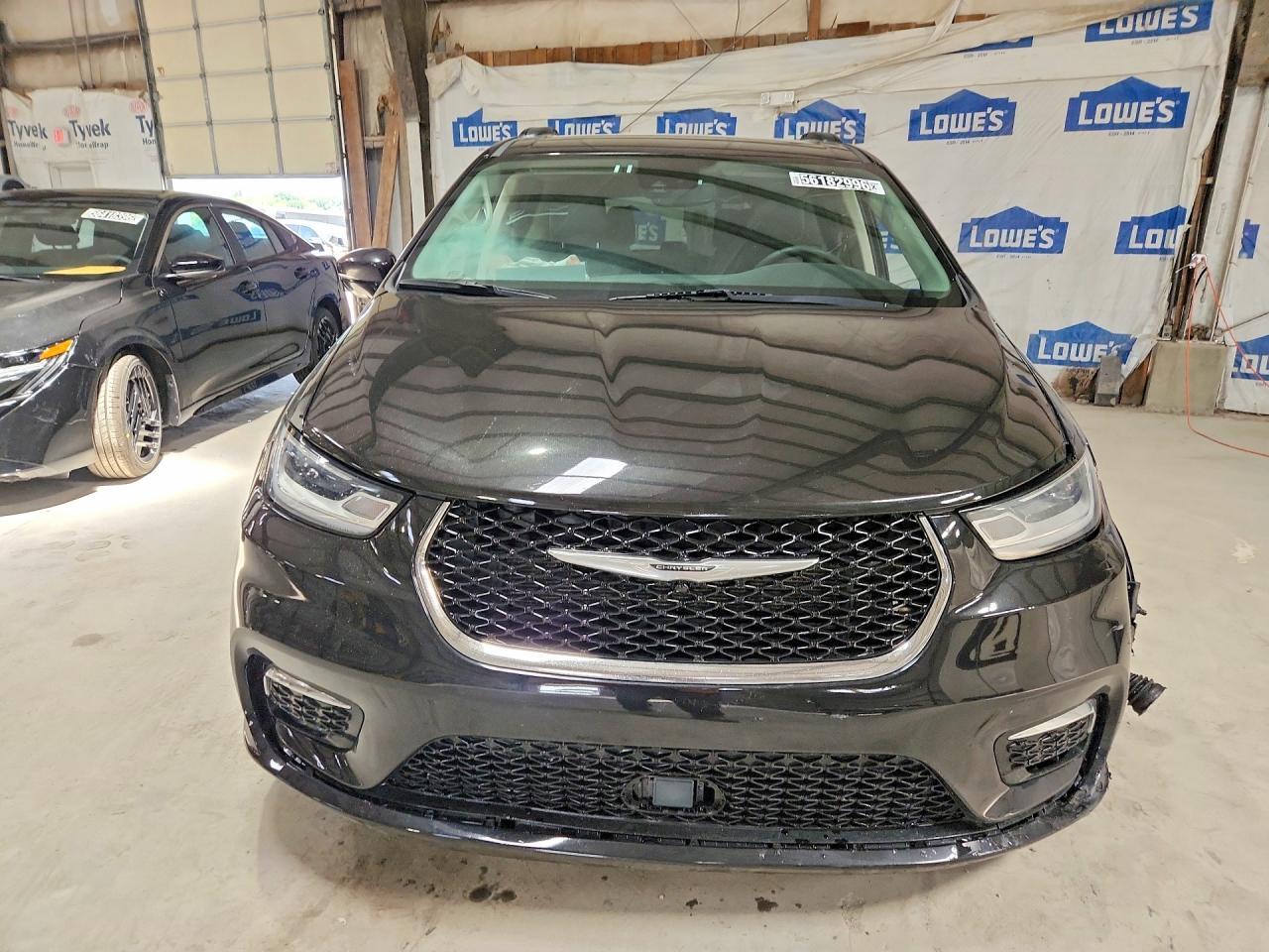 2022 CHRYSLER Pacifica
