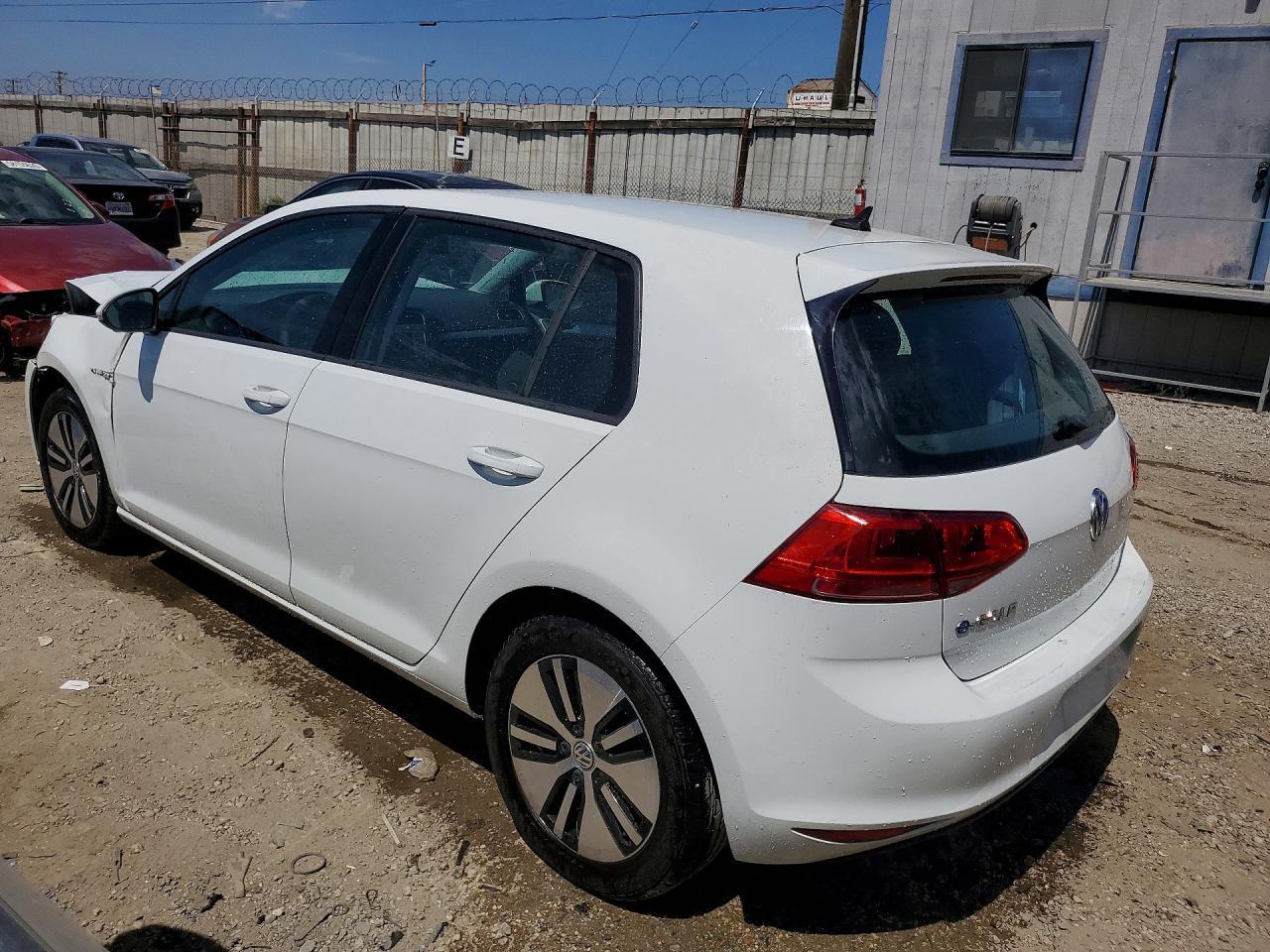 2016 VOLKSWAGEN e-Golf
