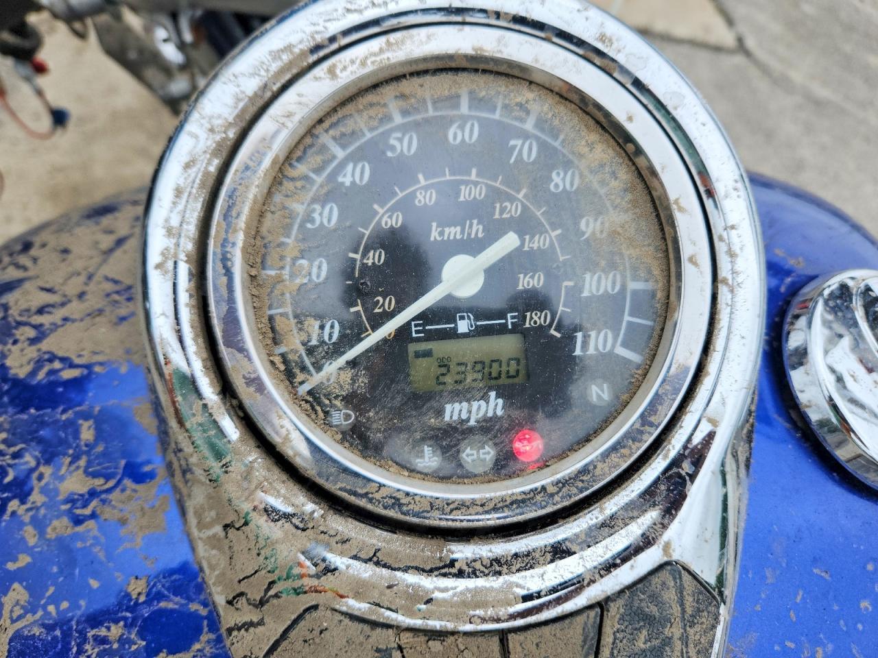 2002 SUZUKI Vl800