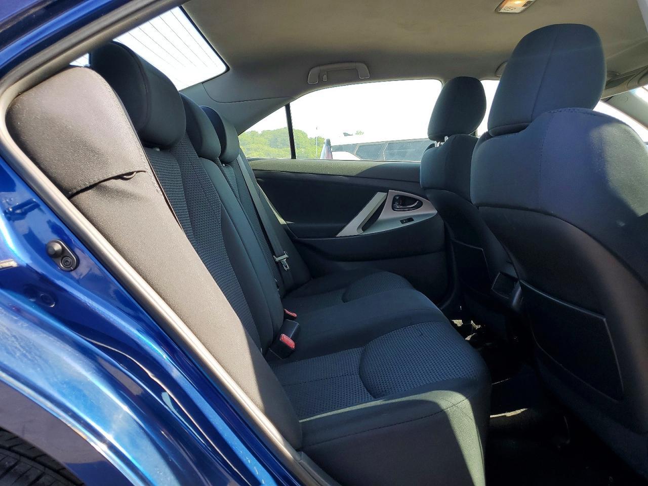 2010 TOYOTA CAMRY