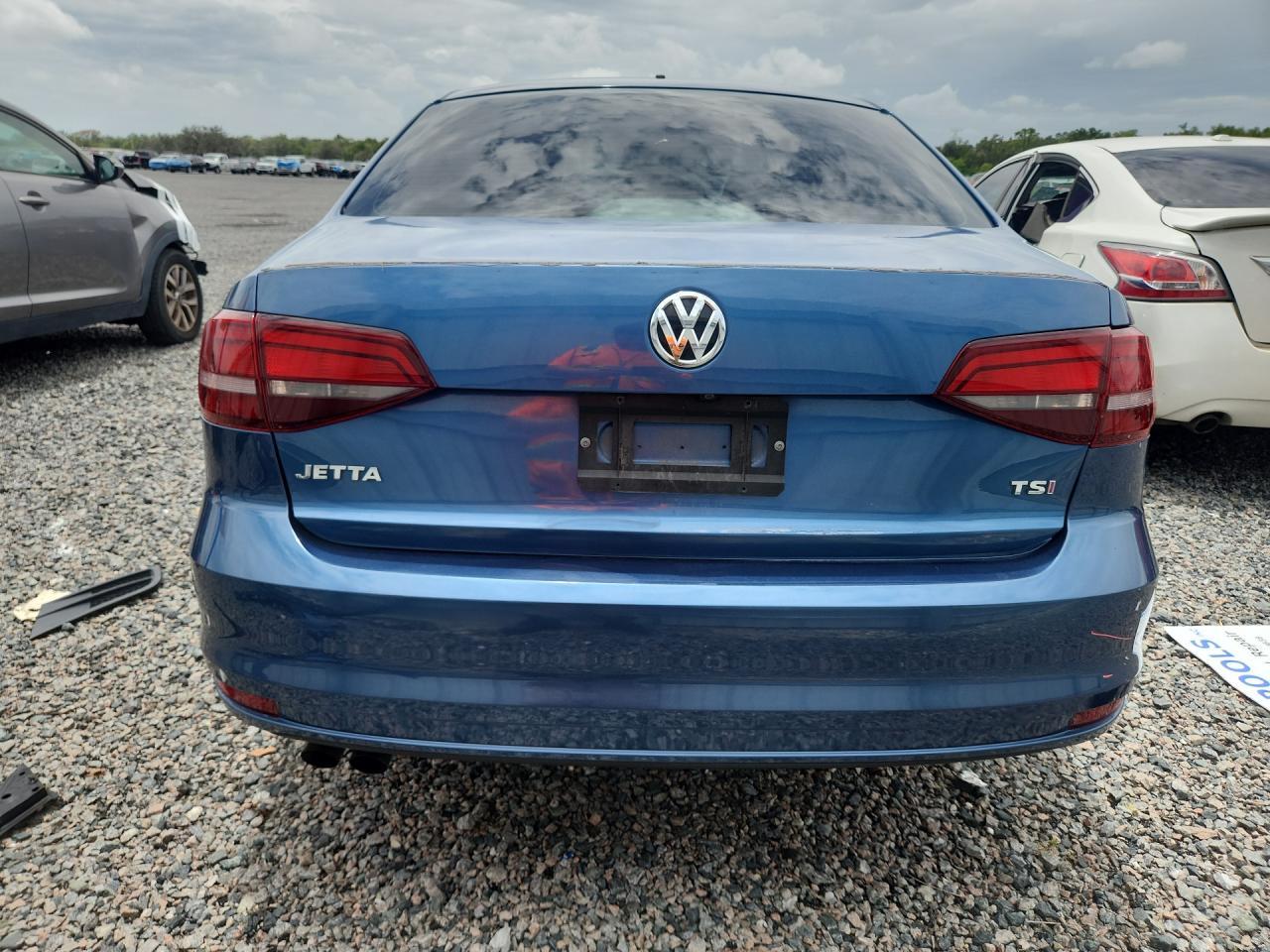 2018 VOLKSWAGEN JETTA