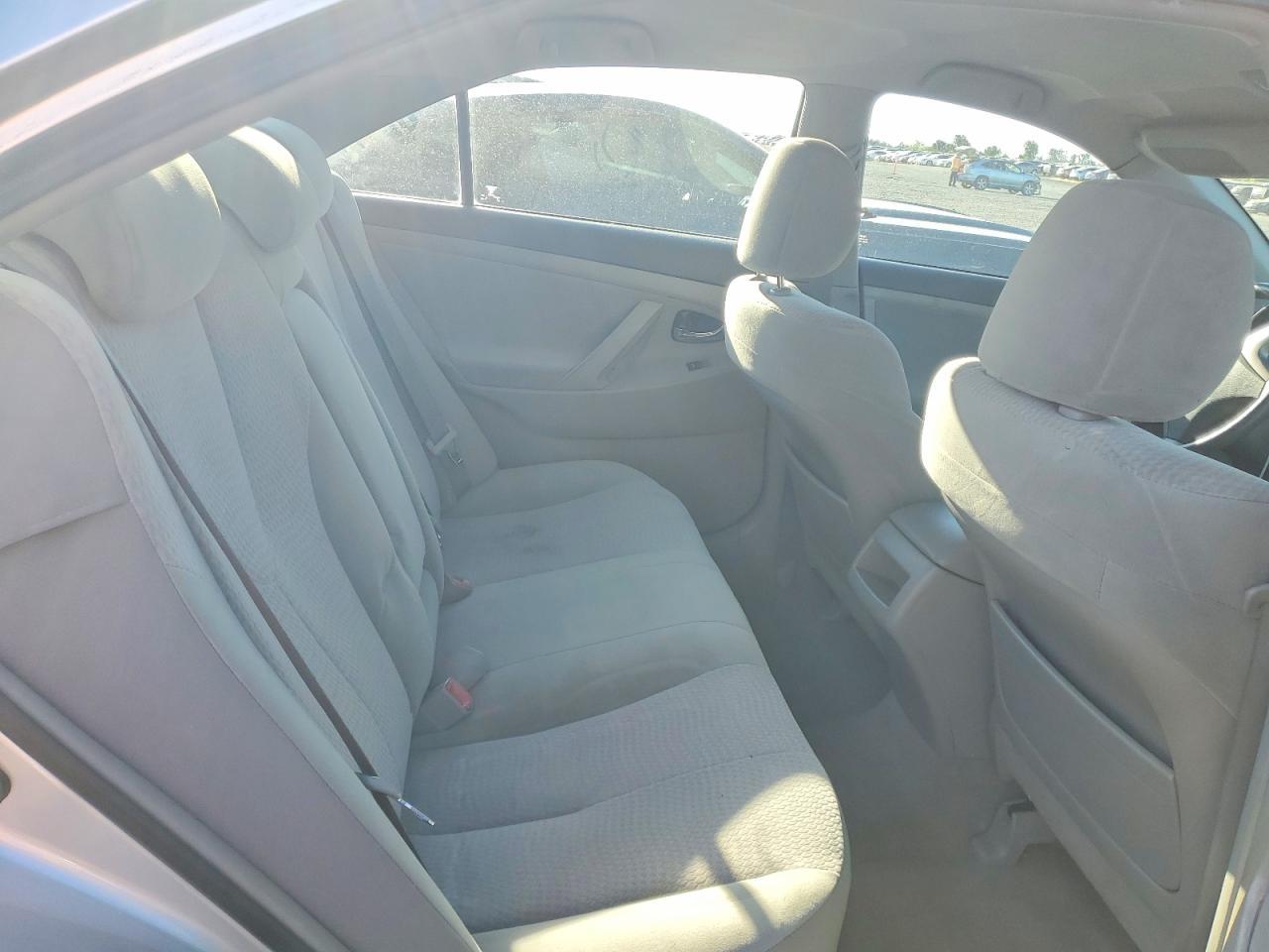 2010 TOYOTA CAMRY