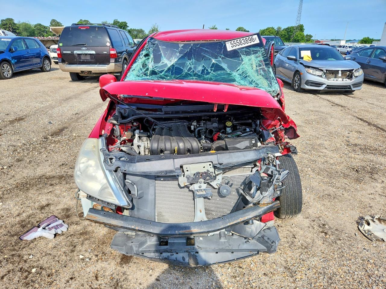 2012 NISSAN VERSA