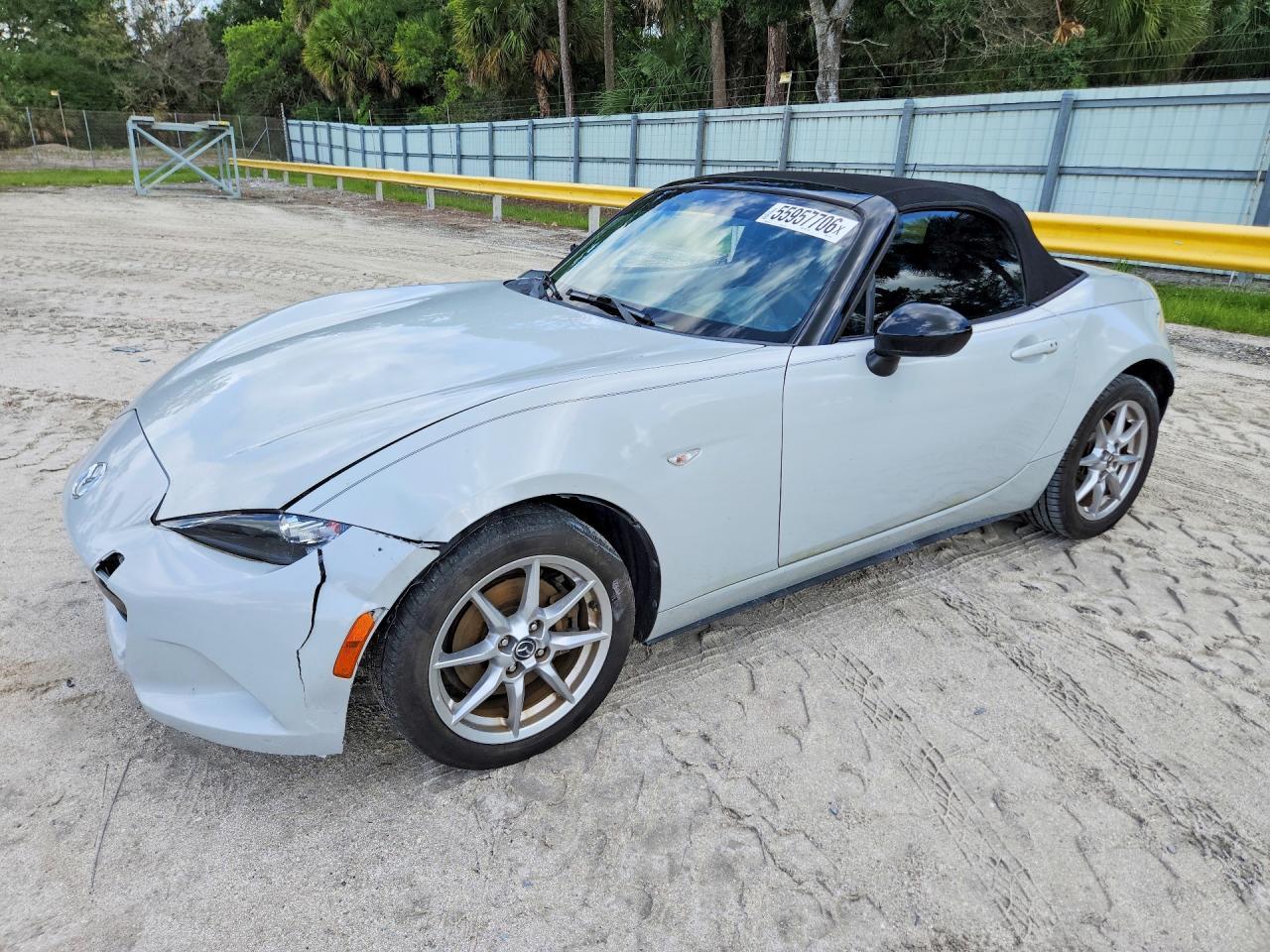 2017 MAZDA MX-5 Miata