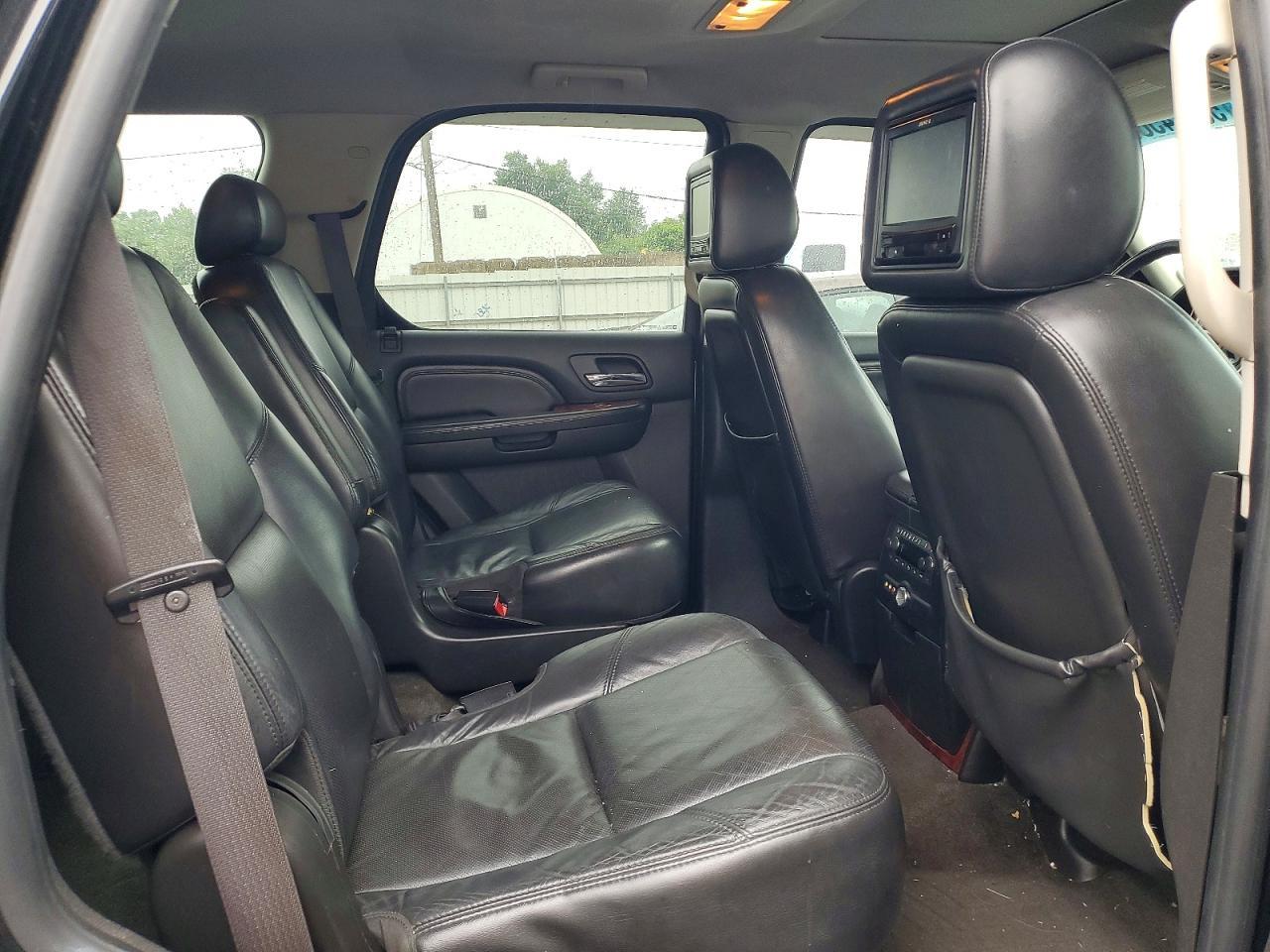 2009 CADILLAC ESCALADE