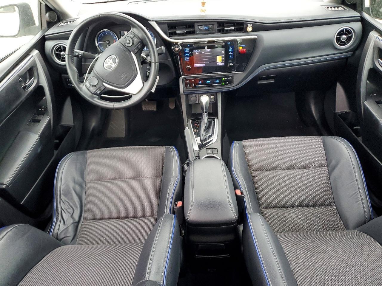 2019 TOYOTA COROLLA