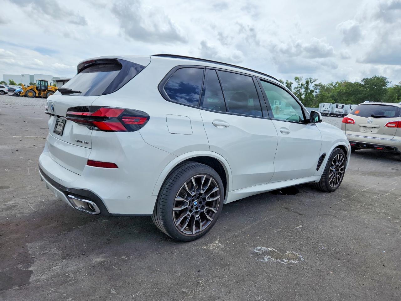 2024 BMW X5
