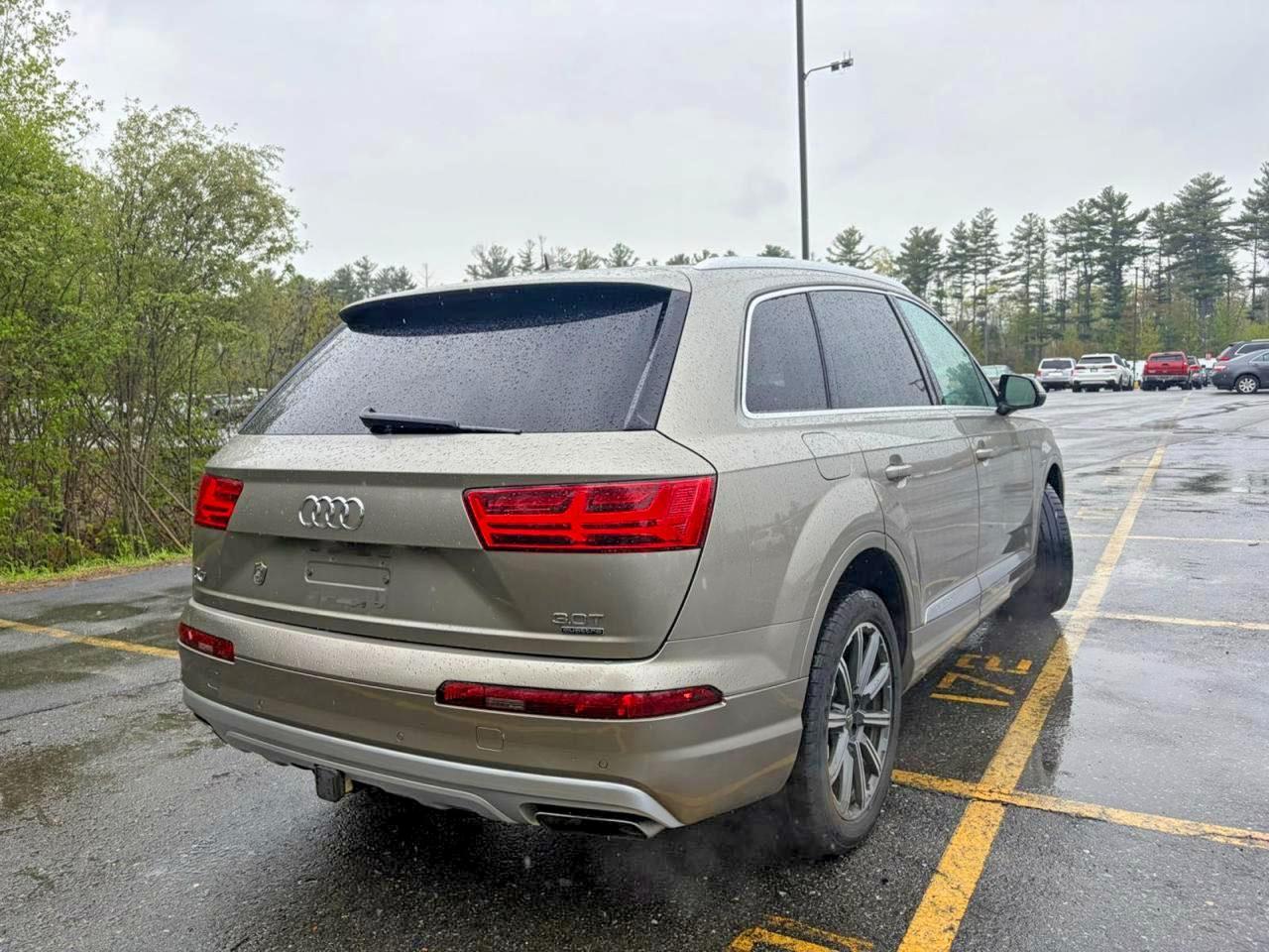 2017 AUDI Q7