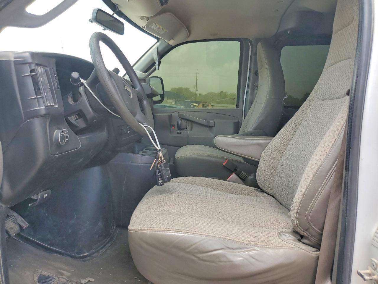 2017 CHEVROLET Express 3500