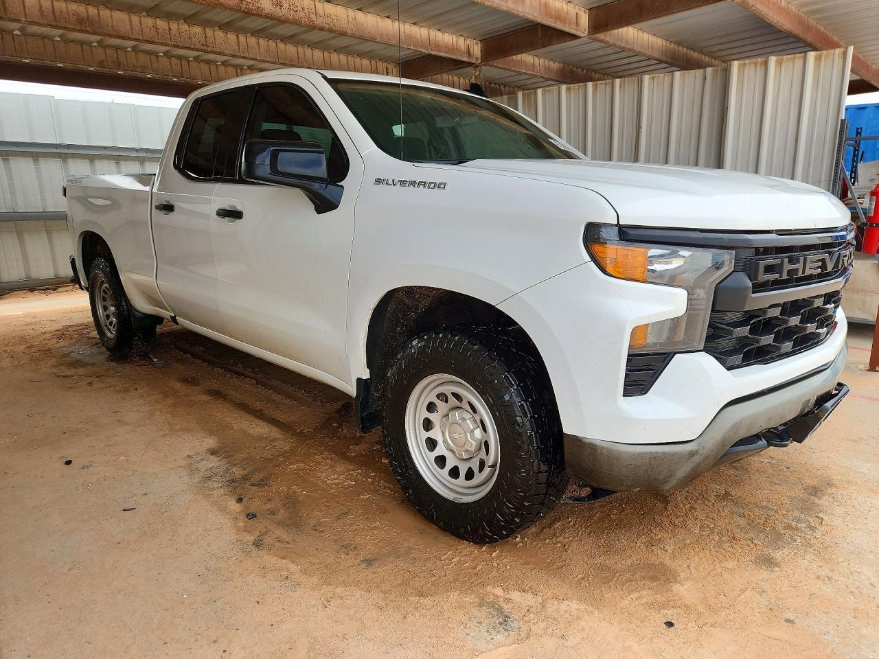 2023 CHEVROLET Silverado