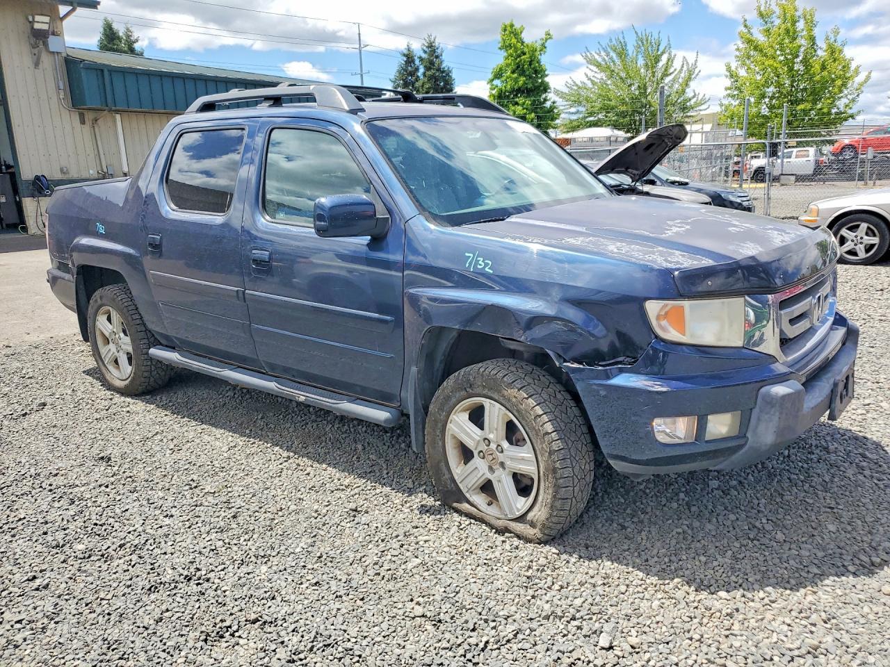 2011 HONDA Ridgeline