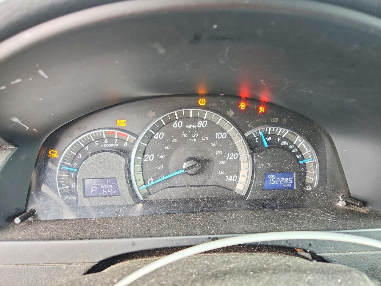2014 TOYOTA CAMRY