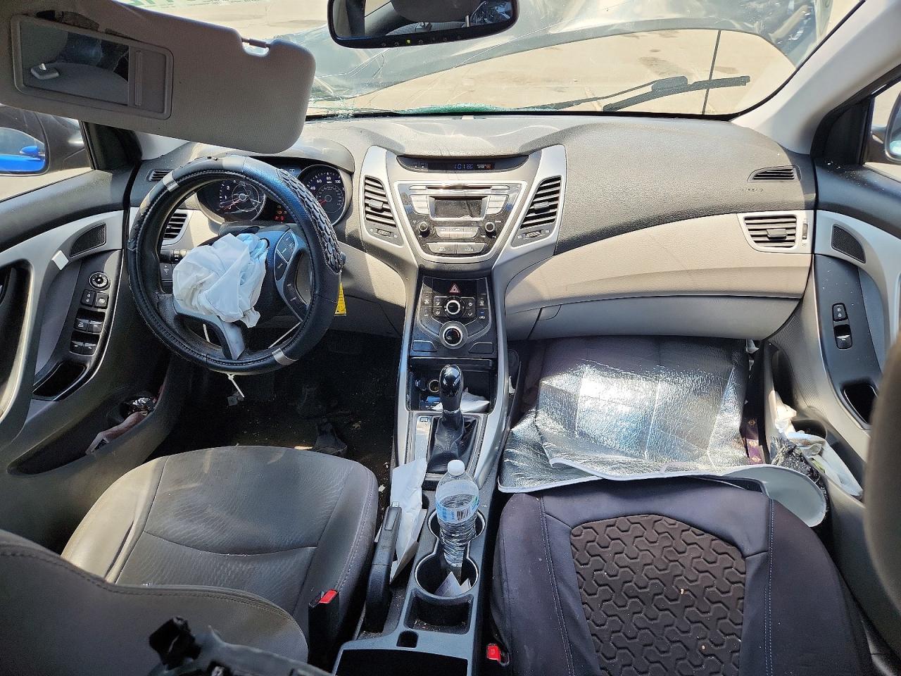 2016 HYUNDAI ELANTRA