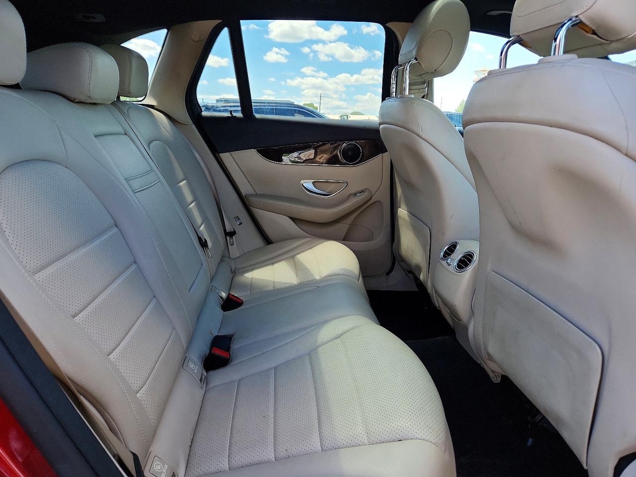 2017 MERCEDES-BENZ GLC-Class