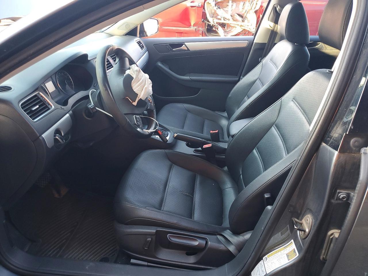2013 VOLKSWAGEN JETTA